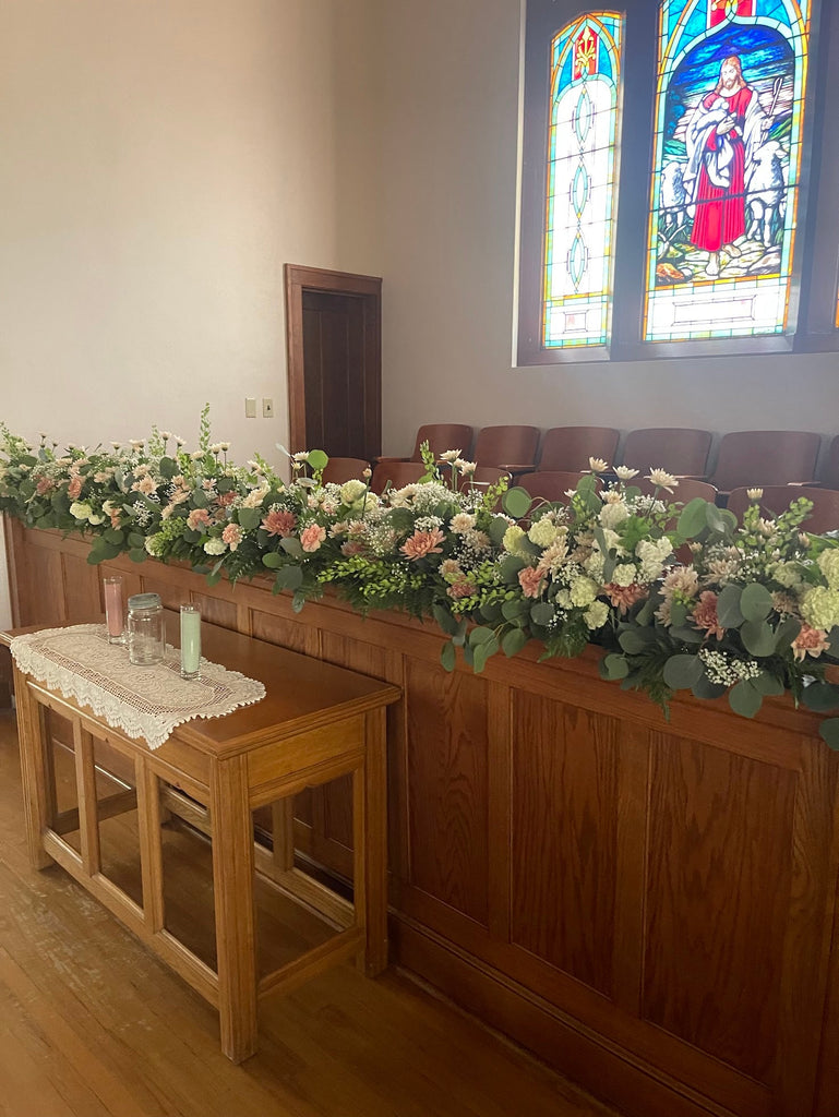 How to Share Your Wedding Vision Without Knowing Every Flower Name