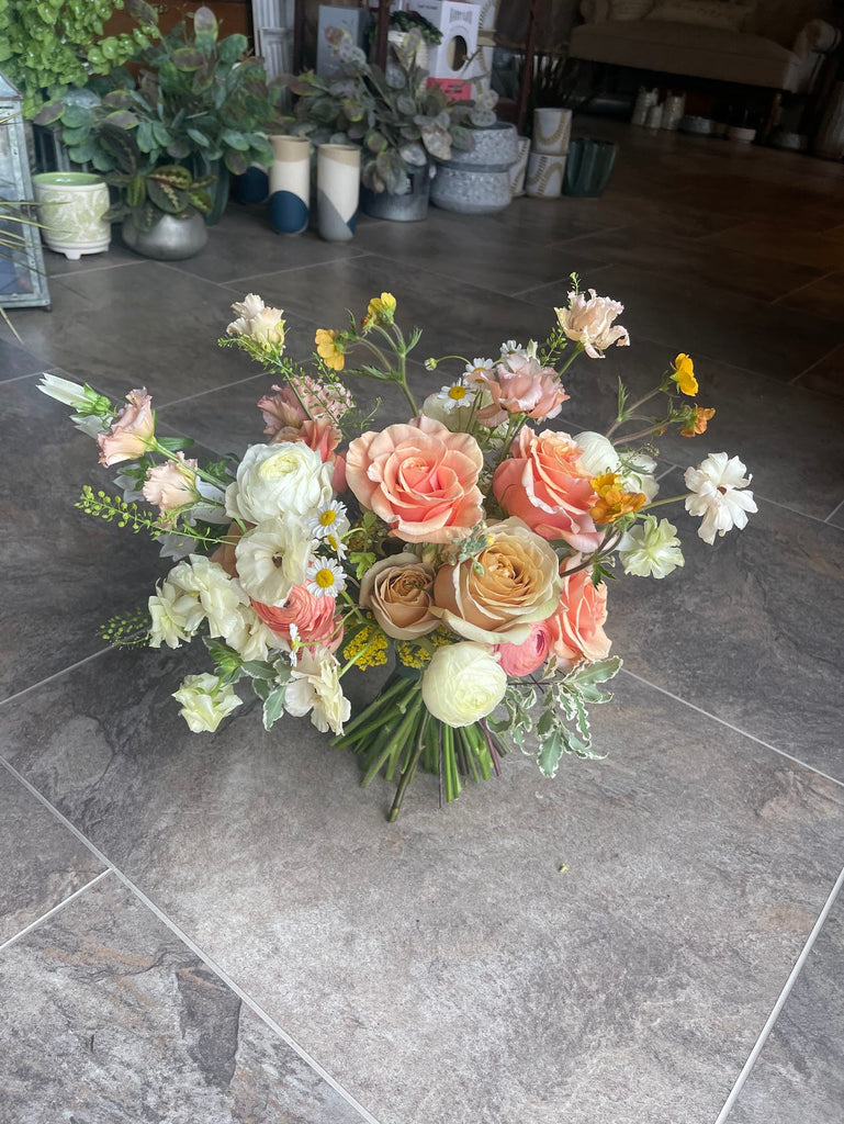 What to Expect in Your Wedding Flower Consultation